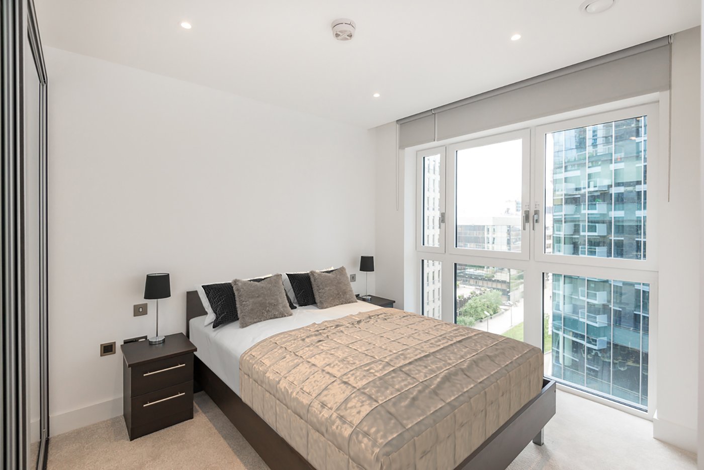 2 bedrooms apartments/flats to sale in Wiverton Tower, 4 New Drum Street, London-image 10