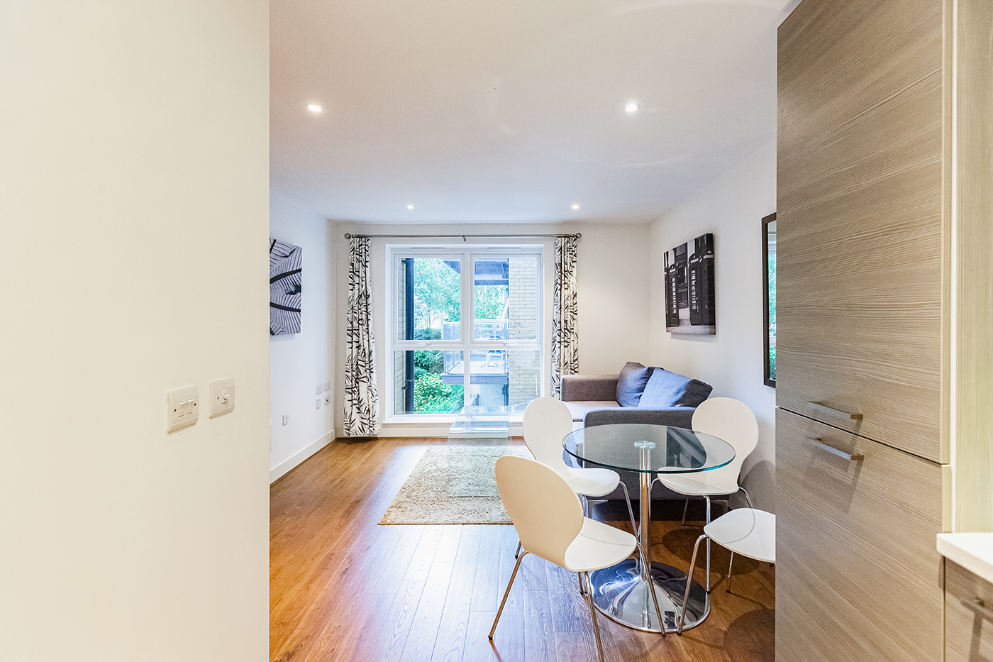 1 bedroom apartments/flats to sale in Bromyard Avenue, Napier West, London-image 7
