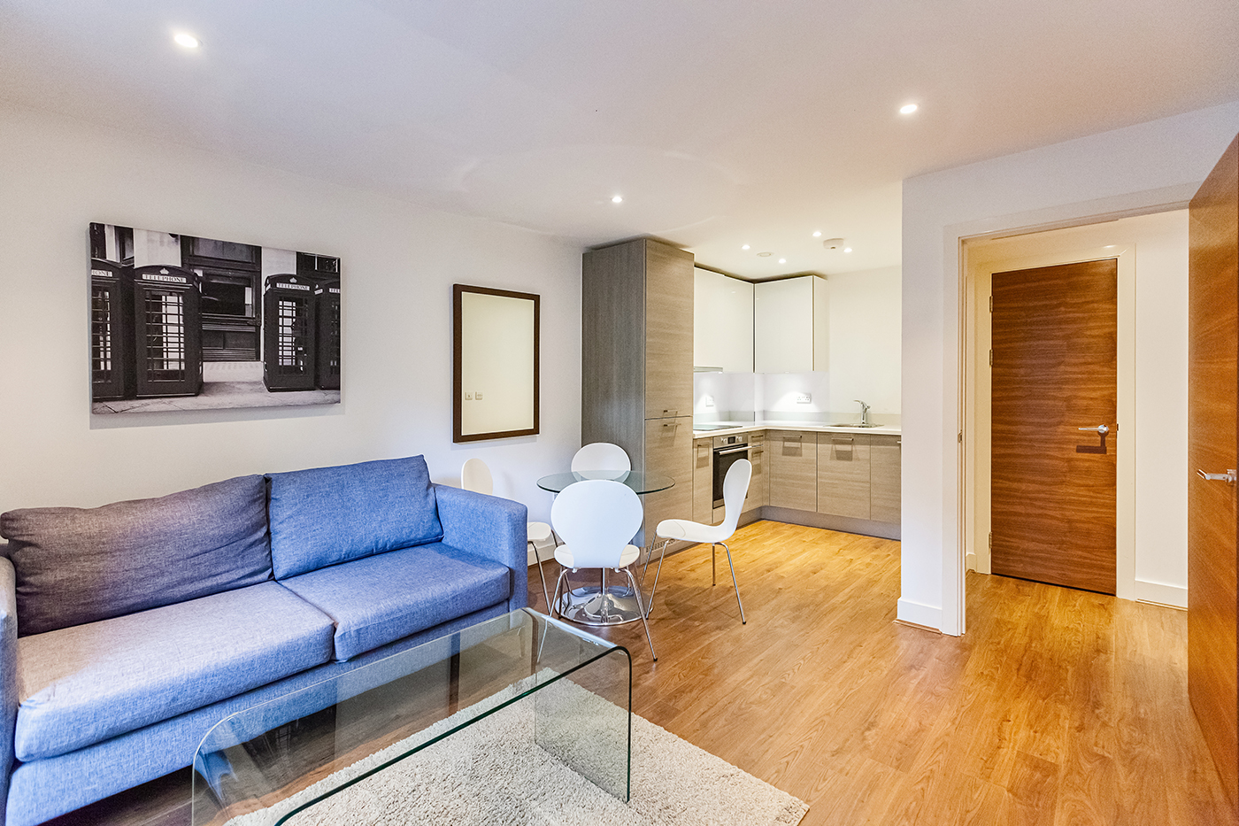 1 bedroom apartments/flats to sale in Bromyard Avenue, Napier West, London-image 9