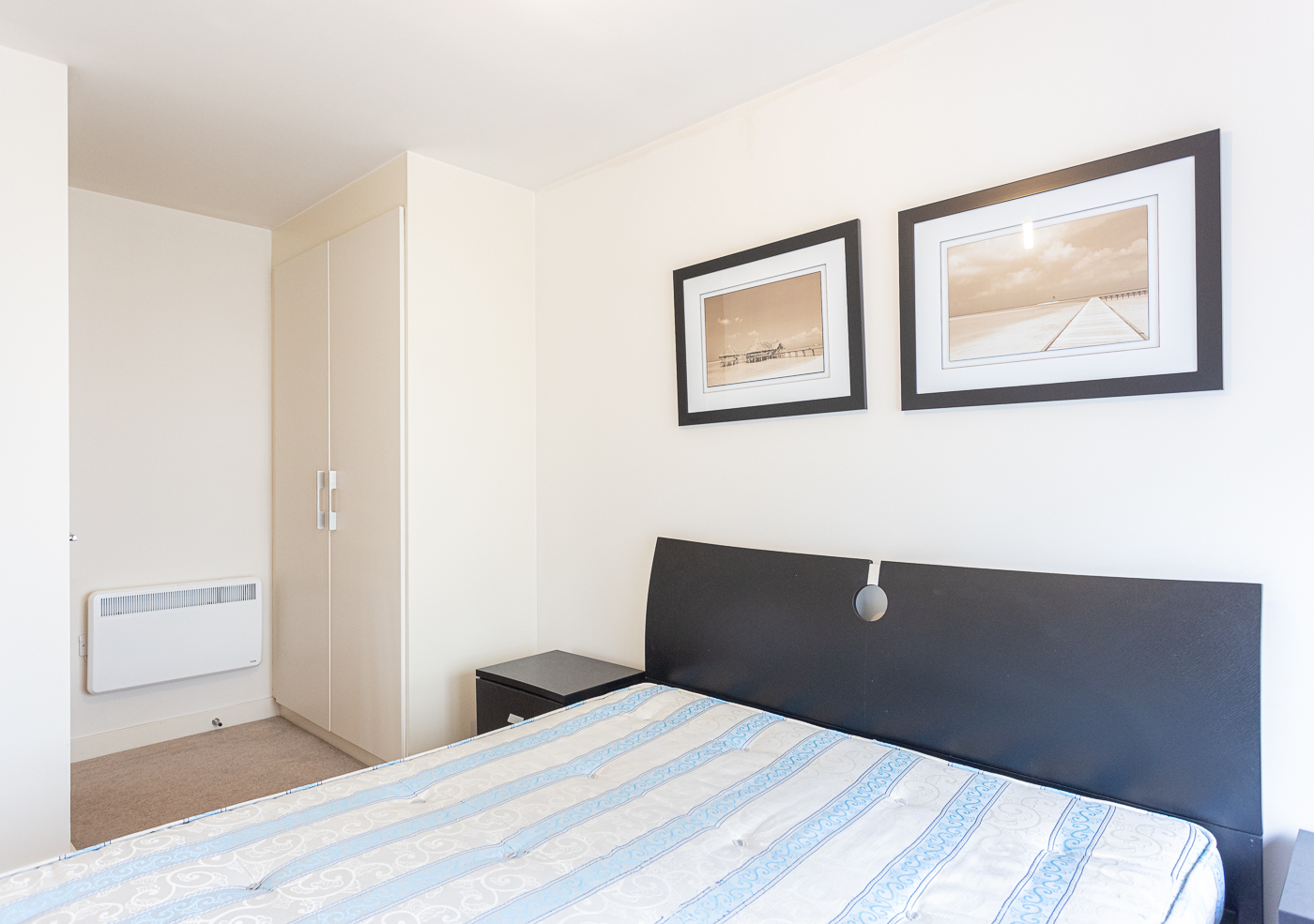 1 bedroom apartments/flats to sale in Heritage Avenue, London-image 20