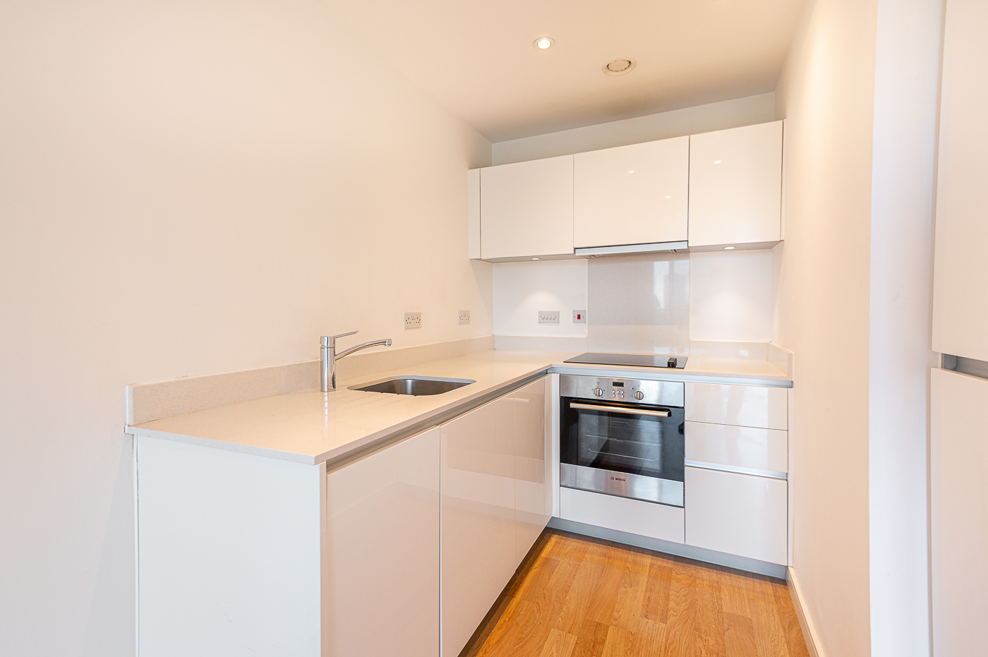 1 bedroom apartments/flats to sale in Goodchild Road, Woodbury Down, London-image 16