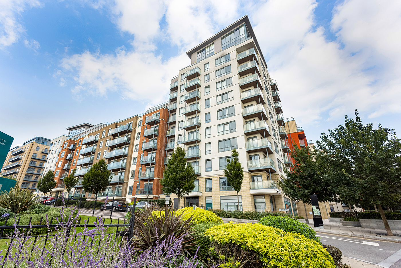 Studio apartments/flats to sale in East Drive, Colindale, London-image 8