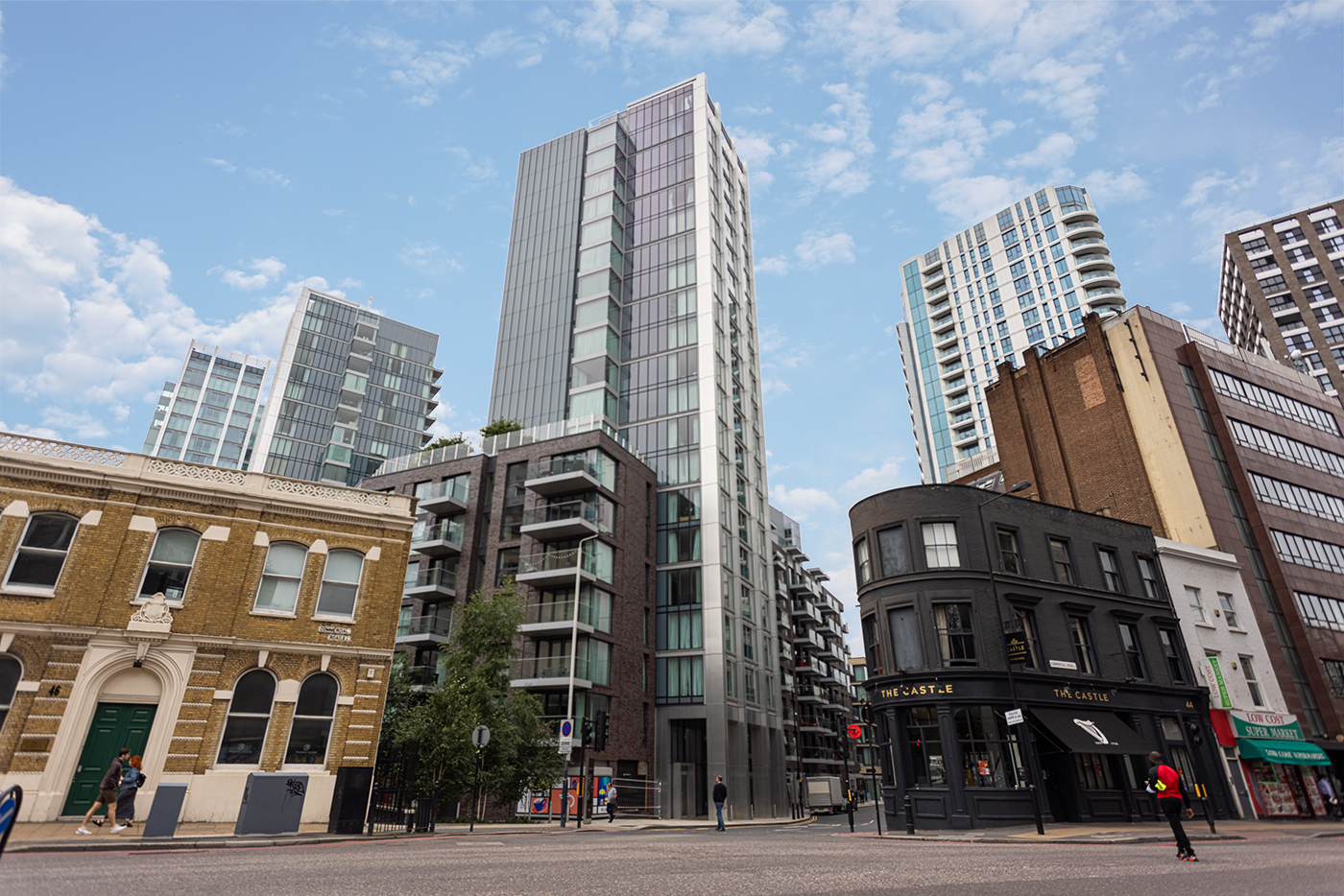 1 bedroom apartments/flats to sale in Alie Street, Whitechapel, London-image 1