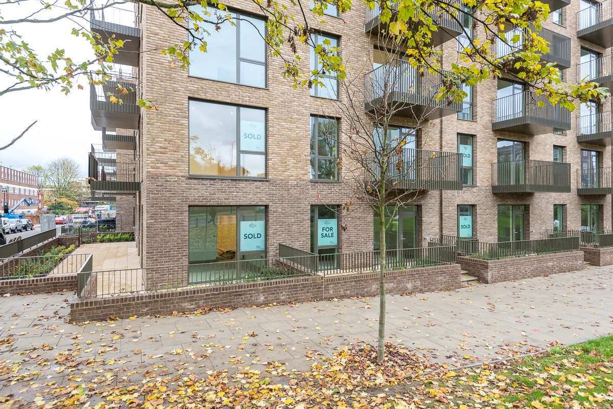 1 bedroom apartments/flats to sale in West Row, Ladbroke Grove, London-image 1