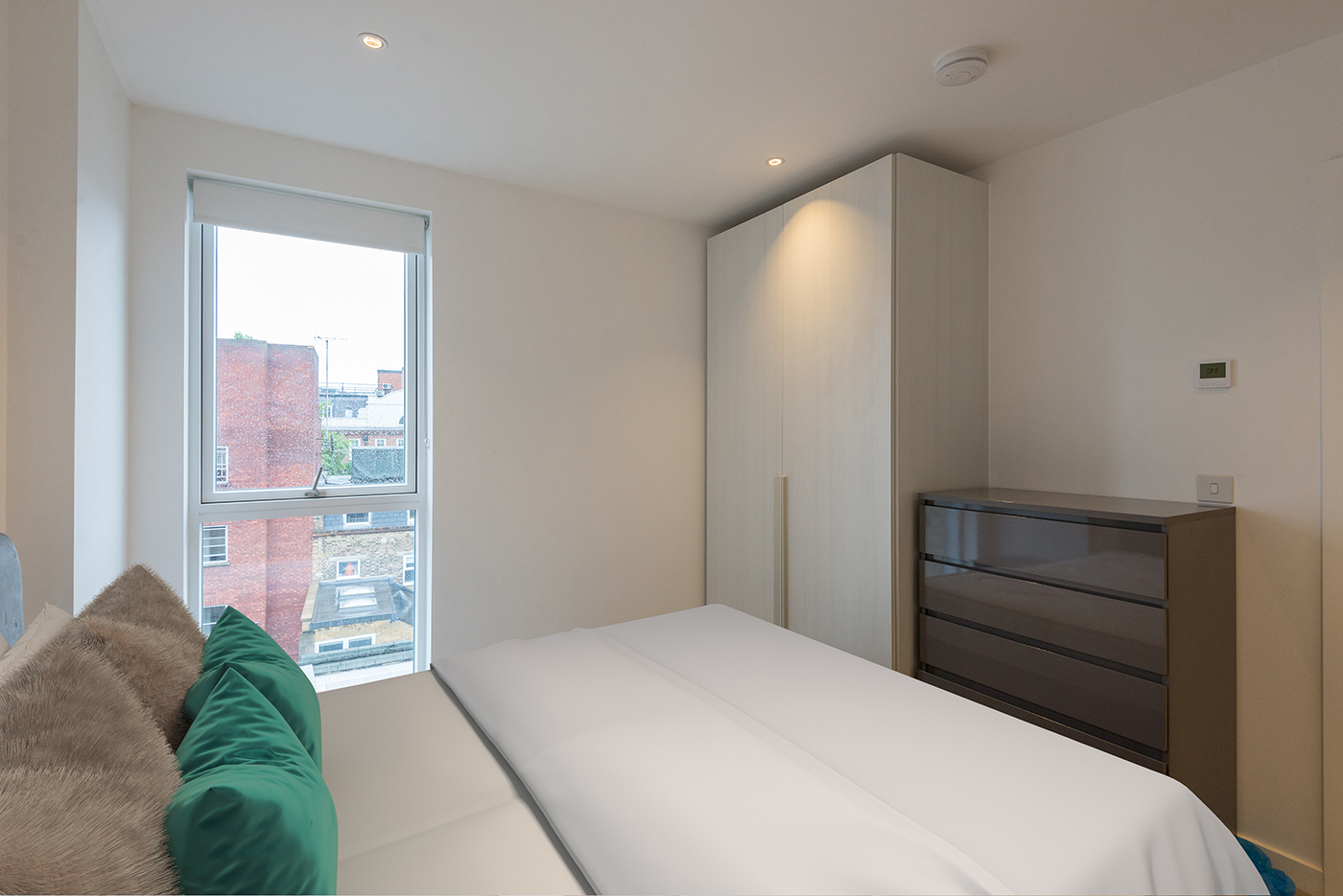2 bedrooms apartments/flats to sale in Hand Axe Yard, Kings Cross, London-image 14