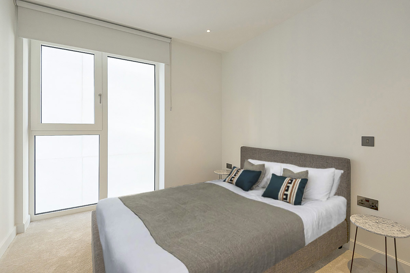 2 bedrooms apartments/flats to sale in Fountain Park Way, White City, London-image 9