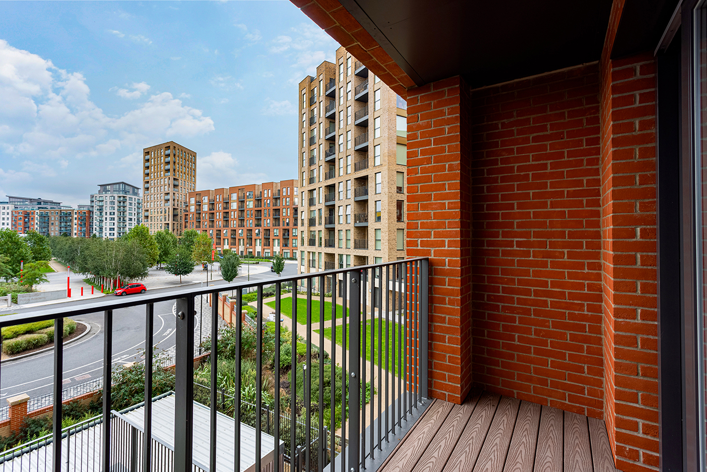 2 bedrooms apartments/flats to sale in Lismore Boulevard, Colindale, London-image 3