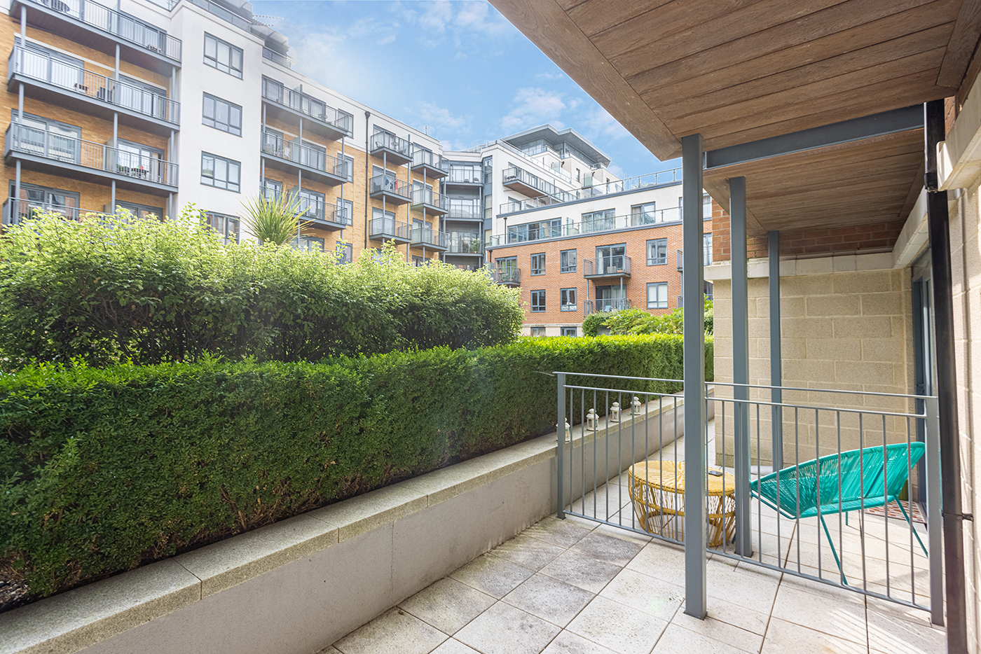 Studio apartments/flats to sale in Boulevard Drive, Colindale, London-image 8