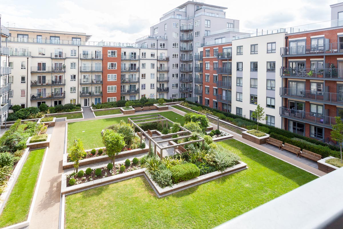 Studio apartments/flats to sale in Commander Avenue, Colindale, London-image 7