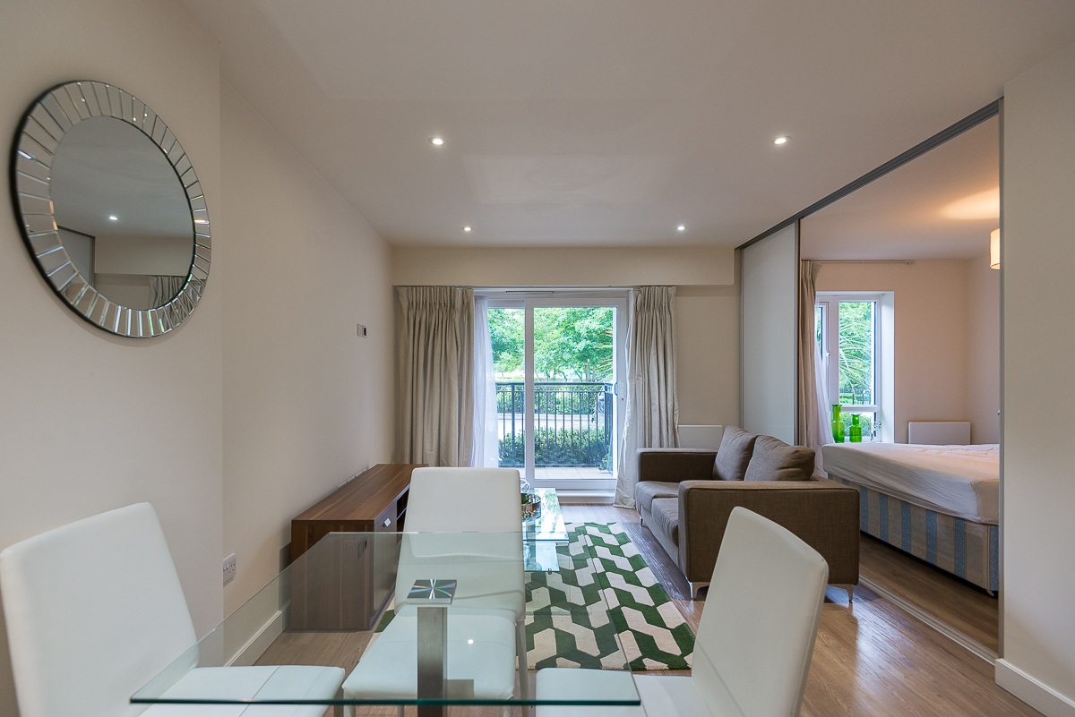 1 bedroom apartments/flats to sale in Beaufort Square, Colindale, London-image 9