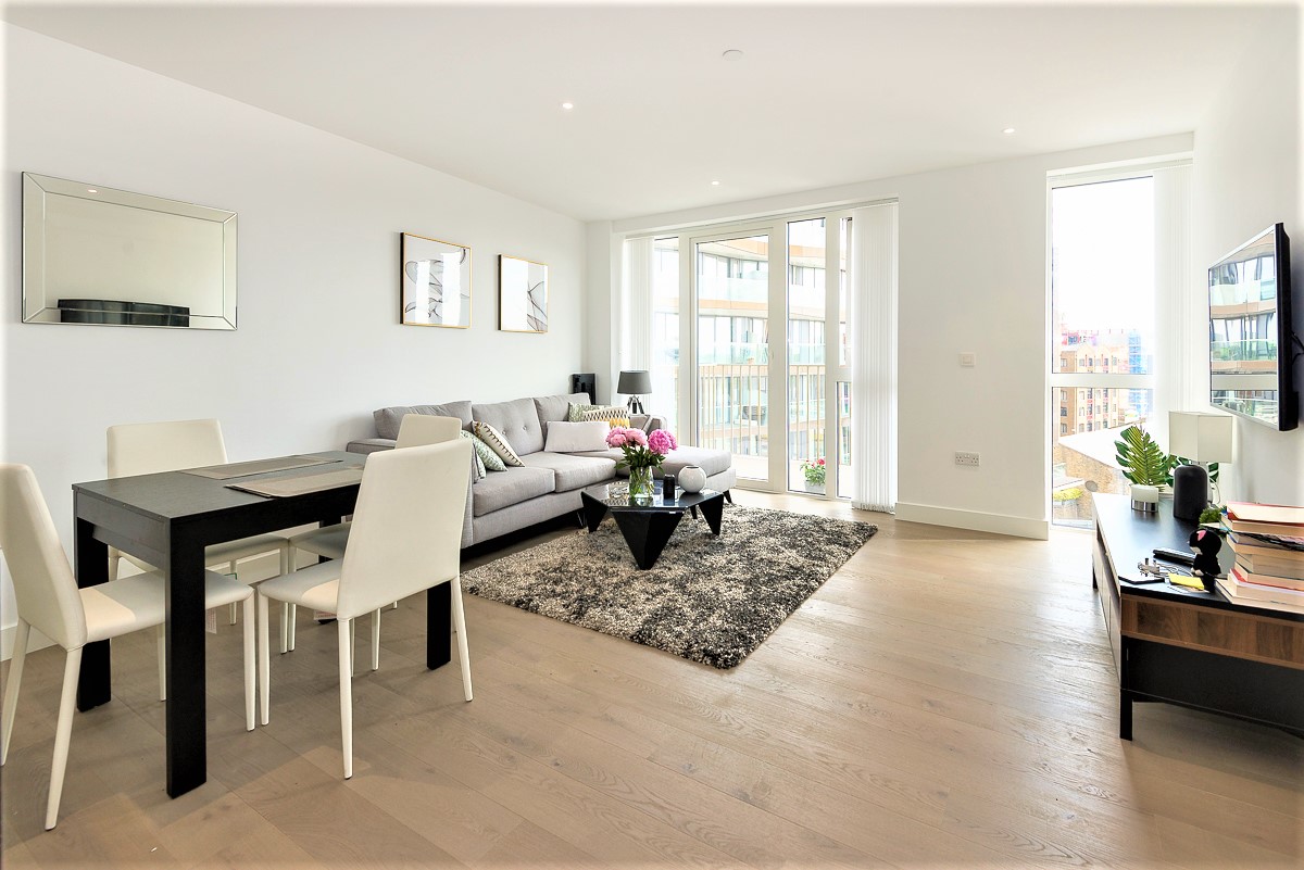 2 bedrooms apartments/flats to sale in Vaughan Way, Wapping, London-image 2