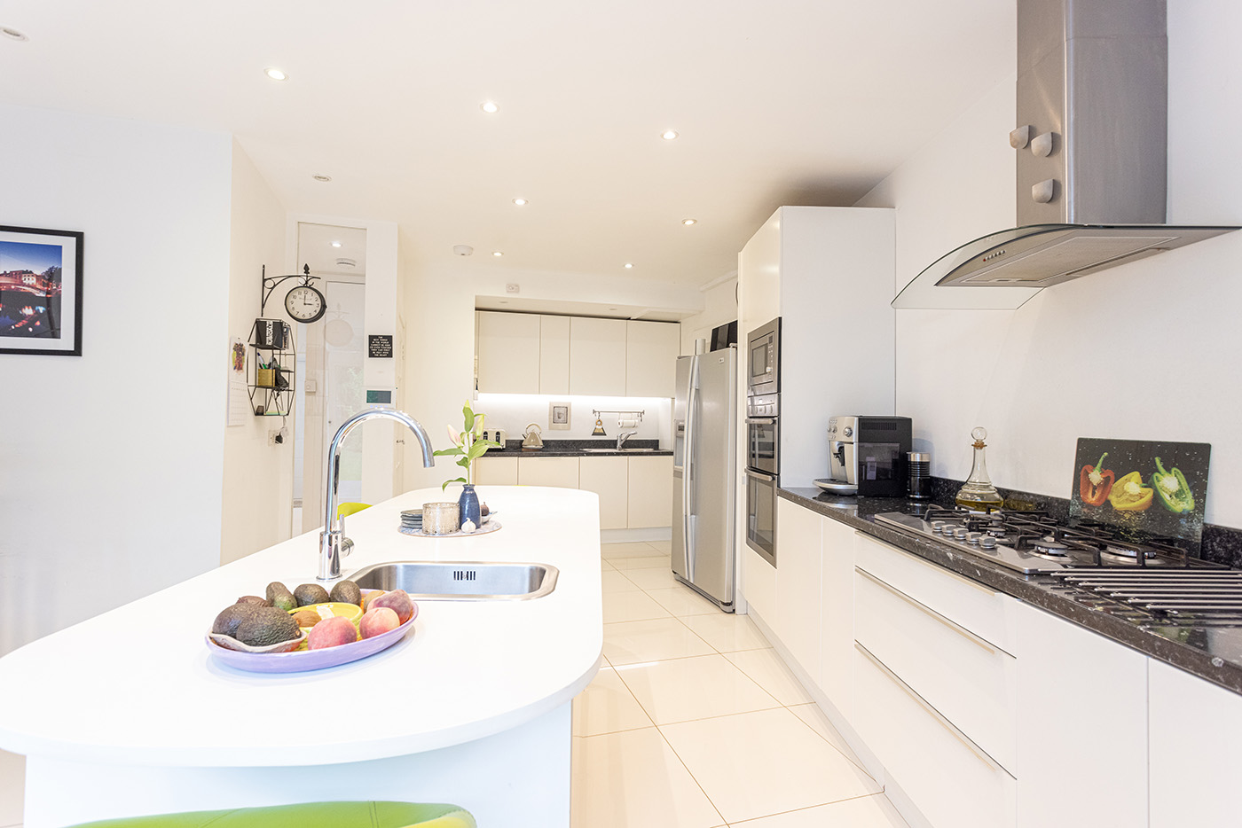 4 bedrooms houses to sale in Hale Lane, Mill Hill, London-image 3