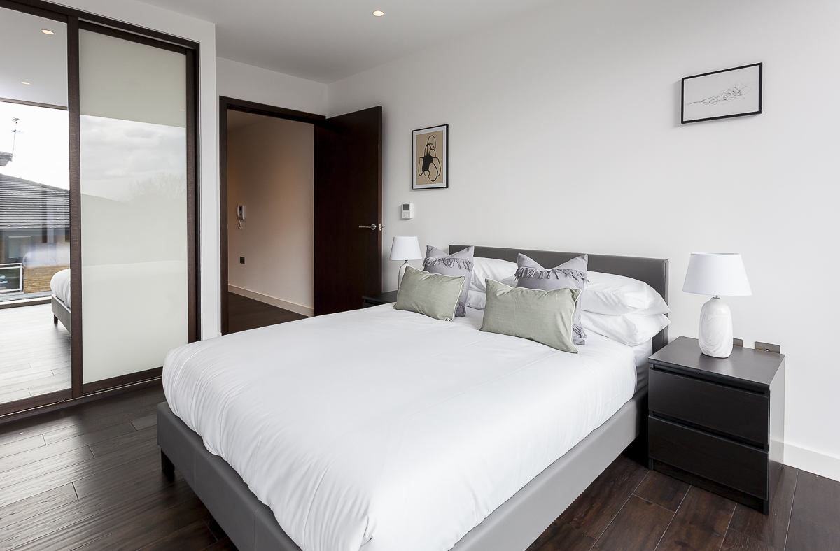 2 bedrooms apartments/flats to sale in Royal Mint Street, Tower Hill, London-image 8