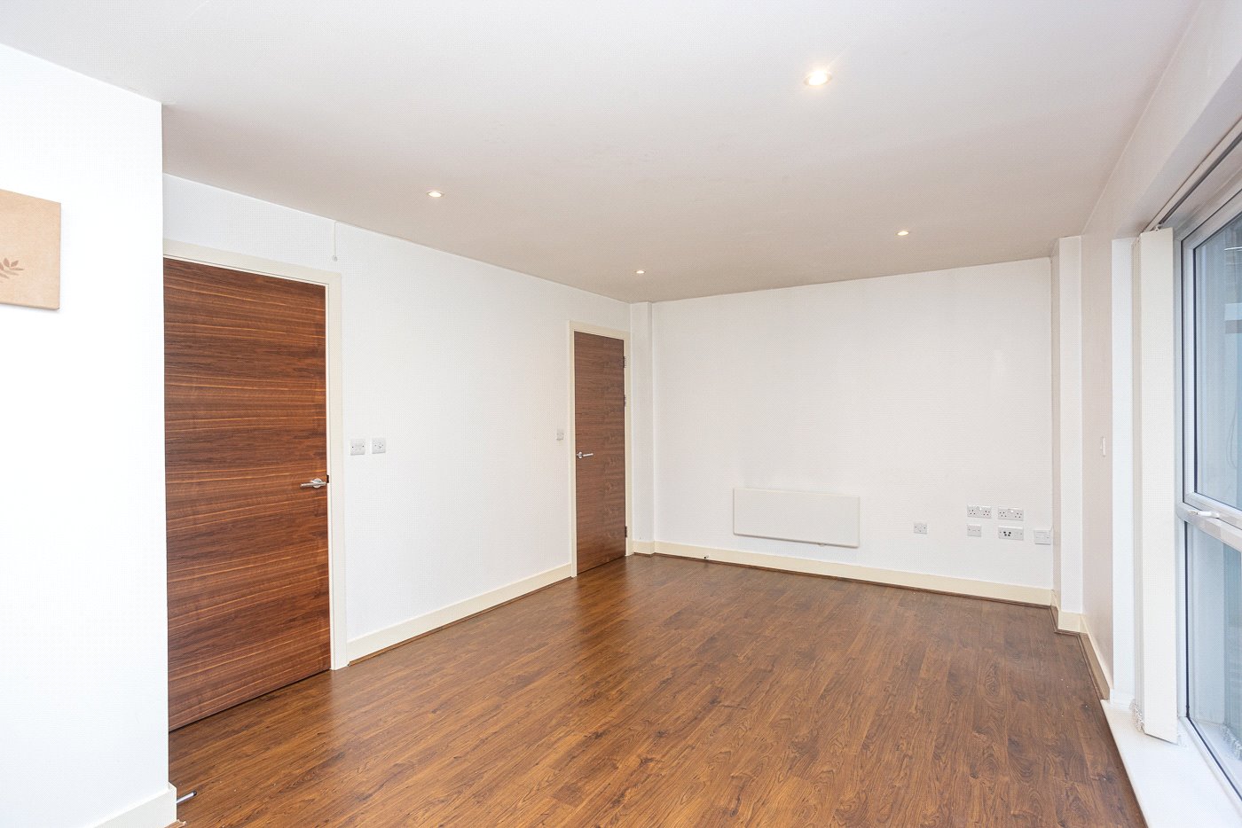Studio apartments/flats to sale in Napier House, Bromyard Avenue, Ealing-image 3