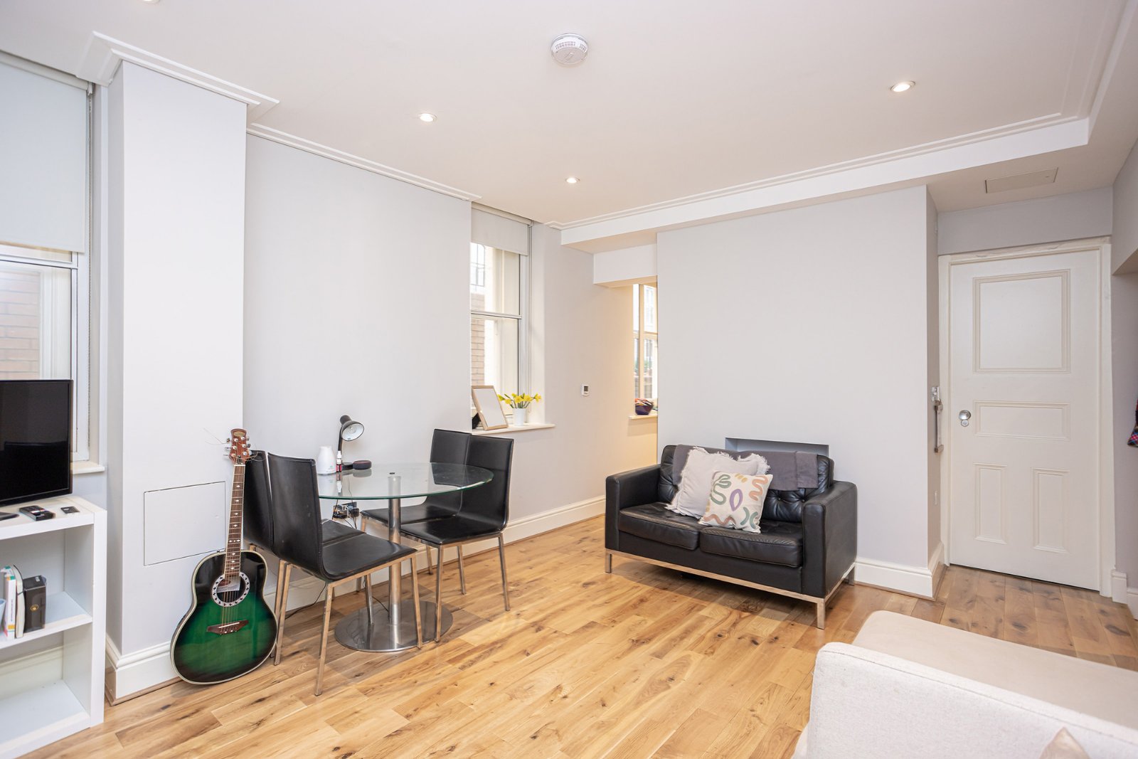 1 bedroom apartments/flats to sale in Artillery Row, Westminster, London-image 9