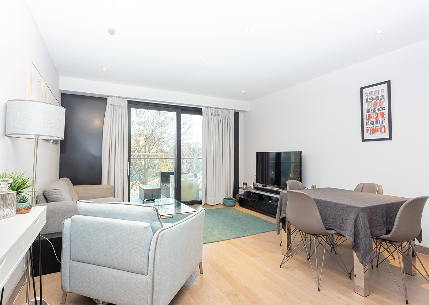 1 bedroom apartments/flats to sale in Drapers Yard, Wandsworth, London-image 5