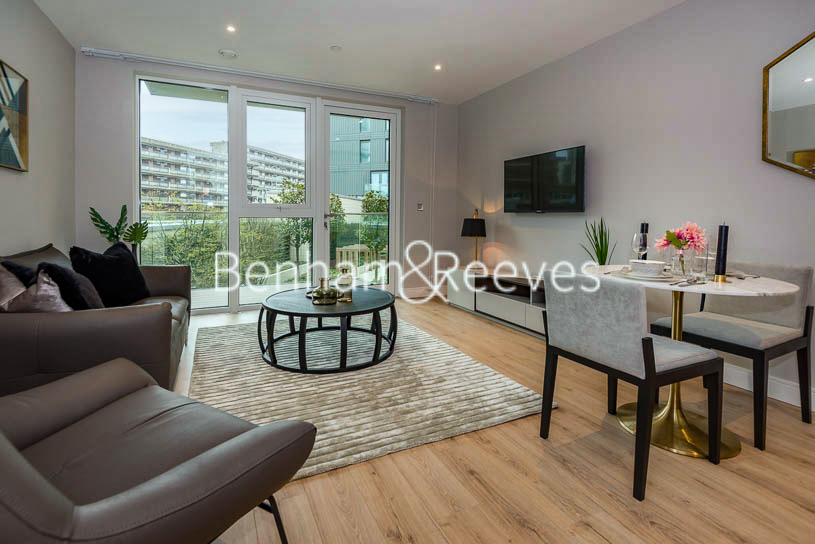 1 bedroom apartments/flats to sale in Sovereign Court, Hammersmith-image 1