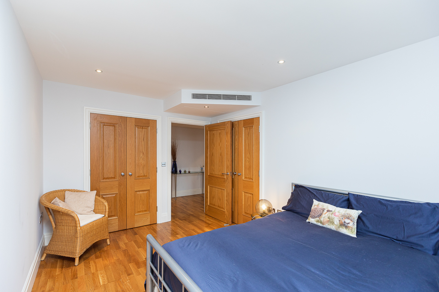 2 bedrooms apartments/flats to sale in Lensbury Avenue, Imperial Wharf, Fulham-image 9