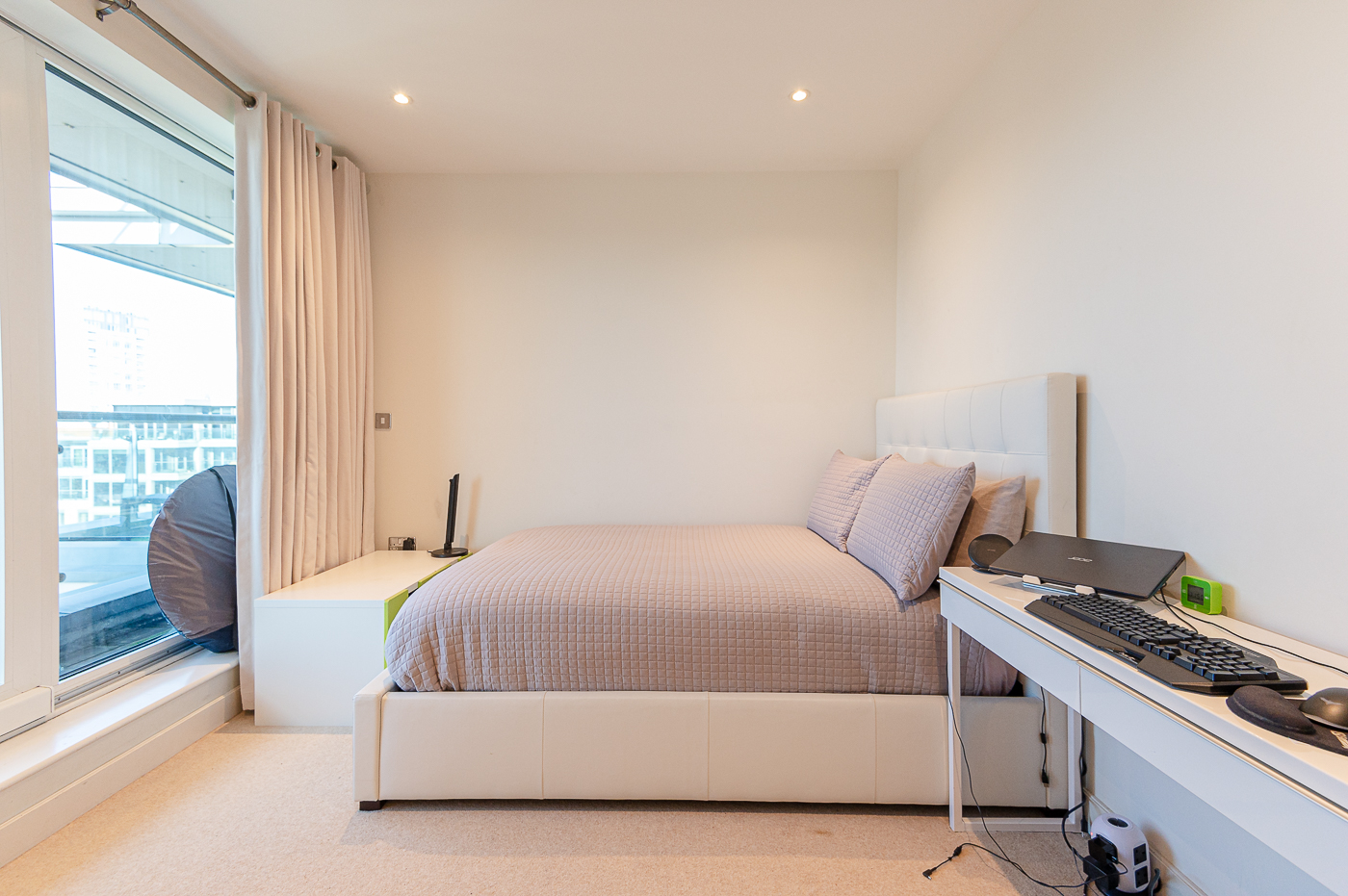 3 bedrooms apartments/flats to sale in The Boulevard, London-image 7