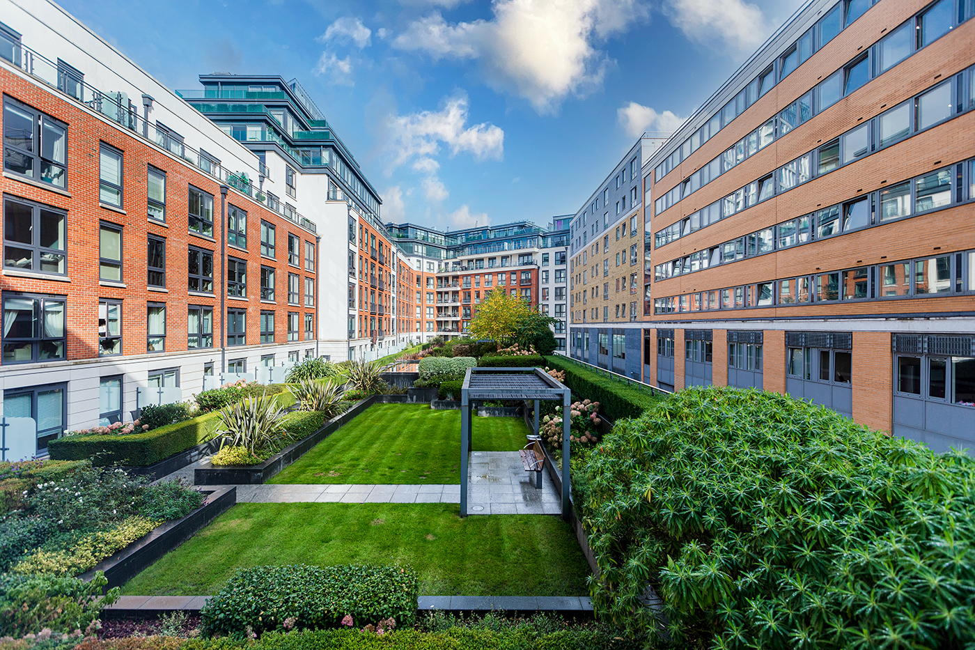 1 bedroom apartments/flats to sale in Park Street, Chelsea Creek, London-image 11